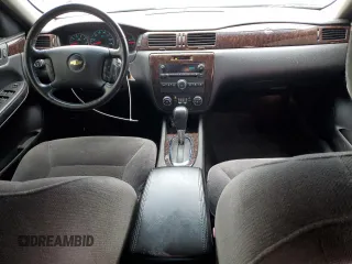 2014 Chevrolet Impala LT z VIN 2G1WB5E38E1100467, wystawiony jako Copart lot #53897325 z przebiegiem 151 914 mil mil oraz Szkoda całkowita • Salvage title. Historia ofert i sprzedaży dostępna na DreamBid. Obrazek 8.