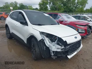 2022 Ford Escape SE with VIN 1FMCU9G68NUC00765, listed as a IAAI auction lot 42521669 with 8,125 mi miles and . Bid and sale history available at DreamBid. Image 1.