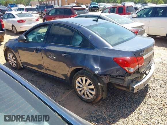 2014 Chevrolet Cruze LS with VIN 1G1PA5SG2E7166403, listed as a IAAI auction lot 42066938 with 124,181 mi miles and . Bid and sale history available at DreamBid. Image 3.