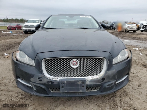 2015 Jaguar XJ with VIN SAJWA1CZ1F8V75808, listed as a Copart auction lot 44436825 with 0 mi miles and Salvage Title. Bid and sale history available at carsss.com. Image 5.