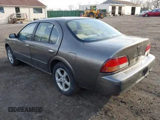 1999 Nissan Maxima GXE с VIN JN1CA21D5XT224092, выставлен на аукционе IAAI как лот 41895314 с пробегом Не указан миль и . История ставок и продаж доступна на DreamBid. Изображение 3.