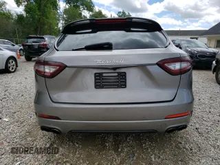 2017 Maserati Levante S with VIN ZN661YUS3HX217948, listed as a Copart auction lot 63551923 with 90,154 mi miles. Bid and sale history available at carsss.com. Image 6.