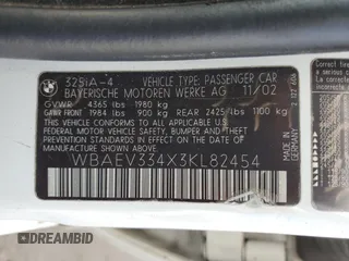 2003 BMW 3 Series 325i with VIN WBAEV334X3KL82454, listed as a Copart auction lot 82463474 with 180,919 mi miles and Salvage Title. Bid and sale history available at carsss.com. Image 12.