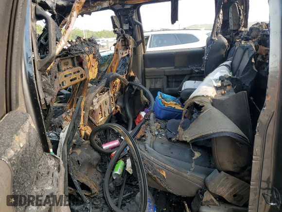 2019 Ford F-150 XL z VIN 1FTFW1E15KFB28248, wystawiony jako Copart lot #59356865 z przebiegiem Nie podano mil oraz Szkoda całkowita • Salvage title. Historia ofert i sprzedaży dostępna na DreamBid. Obrazek 10.