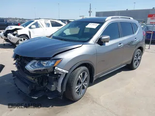 2020 Nissan Rogue S z VIN 5N1AT2MT7LC713875, wystawiony jako IAAI lot #41758058 z przebiegiem 46 529 mil mil oraz . Historia ofert i sprzedaży dostępna na DreamBid. Obrazek 2.