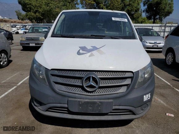 2017 Mercedes-Benz Metris Passenger Van with VIN WD4PG2EE9H3333310, listed as a Copart auction lot 72776944 with 300,070 mi miles and Clean Title. Bid and sale history available at carsss.com. Image 5.