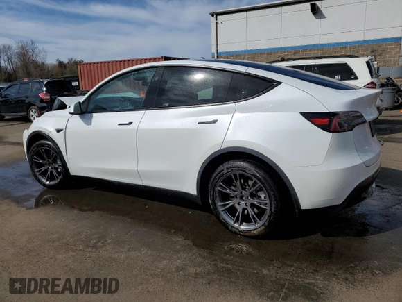 2024 Tesla Model Y Long Range с VIN 7SAYGDEE6RF149685, выставлен на аукционе Copart как лот 52986885 с пробегом Не указан миль и Списание • Salvage title. История ставок и продаж доступна на DreamBid. Изображение 2.