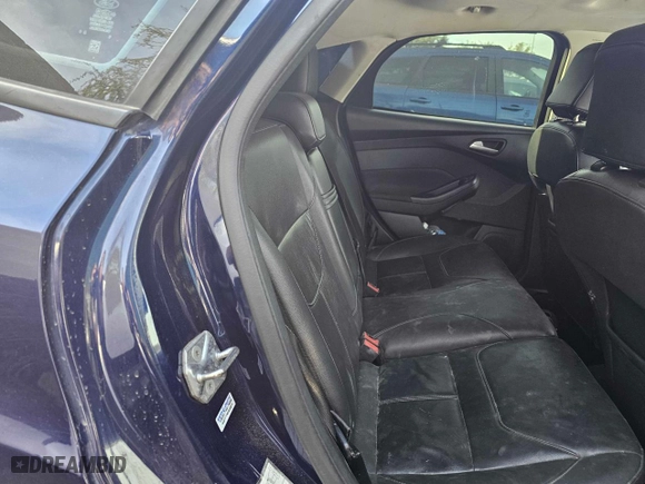 2016 Ford Focus SE with VIN 1FADP3K29GL340498, listed as a Copart auction lot 88332895 with 149,426 mi miles and Clean Title. Bid and sale history available at carsss.com. Image 6.