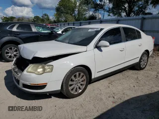 2008 Volkswagen Passat Turbo z VIN WVWJK73C58E186808, wystawiony jako Copart lot #72097784 z przebiegiem 131 500 mil mil oraz Szkoda całkowita • Salvage title. Historia ofert i sprzedaży dostępna na DreamBid. Obrazek 1.