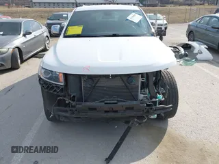 2015 Jeep Grand Cherokee Limited with VIN 1C4RJFBGXFC100325, listed as a IAAI auction lot 41700909 with 1 mi miles. Bid and sale history available at carsss.com. Image 6.
