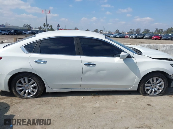 2017 Nissan Altima SV with VIN 1N4AL3AP7HC294280, listed as a IAAI auction lot 41518096 with 122,450 mi miles and . Bid and sale history available at carsss.com. Image 14.