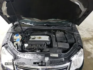 2010 Volkswagen Eos Lux с VIN WVWFA7AH2AV013101, выставлен на аукционе Copart как лот 84081934 с пробегом 121 191 миль миль и Чистый • Clean title. История ставок и продаж доступна на DreamBid. Изображение 12.
