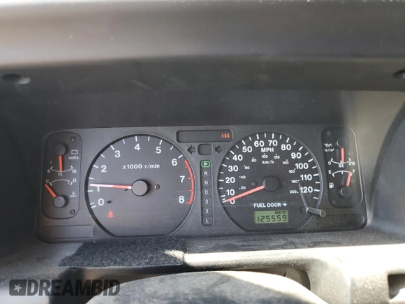 2001 Isuzu Trooper S with VIN JACDS58X817J03149, listed as a Copart auction lot 63456605 with 125,559 mi miles and Clean title. Bid and sale history available at DreamBid. Image 9.