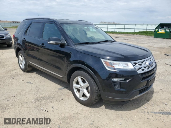 2018 Ford Explorer XLT z VIN 1FM5K7D89JGC52567, wystawiony jako Copart lot #54490555 z przebiegiem 153 763 mil mil oraz Tytuł czysty. Historia ofert i sprzedaży dostępna na DreamBid. Obrazek 4.