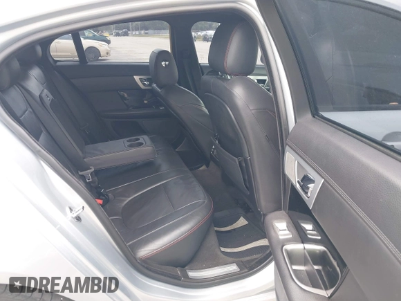2015 Jaguar XF V6 Portfolio with VIN SAJWA0F79F8U77985, listed as a IAAI auction lot 41386030 with 81,335 mi miles. Bid and sale history available at carsss.com. Image 8.