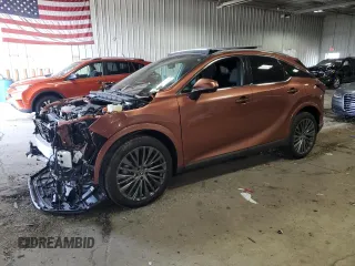 2024 Lexus RX 350h z VIN 2T2BBMCA3RC063302, wystawiony jako Copart lot #56977445 z przebiegiem 653 mil mil oraz Szkody całkowita. Historia ofert i sprzedaży dostępna na DreamBid. Obrazek 1.