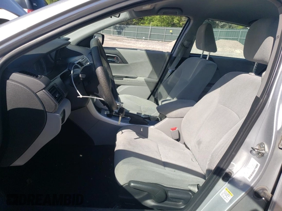 2013 Honda Accord LX z VIN 1HGCR2F39DA264948, wystawiony jako Copart lot #56367715 z przebiegiem 137 106 mil mil oraz Szkoda całkowita • Salvage title. Historia ofert i sprzedaży dostępna na DreamBid. Obrazek 7.