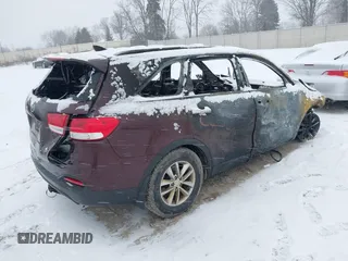 2018 Kia Sorento LX with VIN 5XYPG4A38JG358842, listed as a IAAI auction lot 41248530 with 1 mi miles. Bid and sale history available at carsss.com. Image 4.