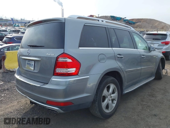 2011 Mercedes-Benz GL-Class GL 450 with VIN 4JGBF7BE2BA736553, listed as a IAAI auction lot 41316716 with Not Provided miles. Bid and sale history available at carsss.com. Image 4.