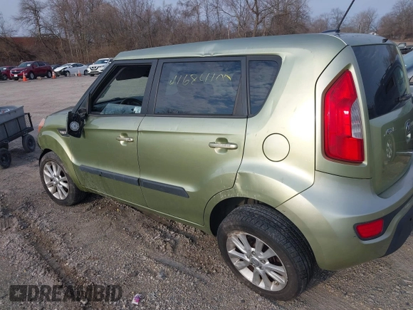2013 Kia Soul with VIN KNDJT2A59D7571257, listed as a IAAI auction lot 41684100 with 146,320 mi miles. Bid and sale history available at carsss.com. Image 13.