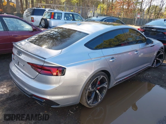 2019 Audi RS 5 Sportback z VIN WUABWCF50KA903597, wystawiony jako IAAI lot #41574876 z przebiegiem 80 629 mil mil oraz . Historia ofert i sprzedaży dostępna na DreamBid. Obrazek 4.