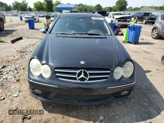 2004 Mercedes-Benz CLK 500 with VIN WDBTJ75J94F071171, listed as a Copart auction lot 60000435 with 204,585 mi miles and Clean title. Bid and sale history available at DreamBid. Image 5.