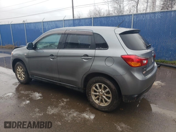 2015 Mitsubishi Outlander Sport SE z VIN 4A4AJ3AU7FE605996, wystawiony jako Copart lot #80292544 z przebiegiem 219 514 mil mil oraz Szkoda całkowita • Salvage title. Historia ofert i sprzedaży dostępna na DreamBid. Obrazek 2.