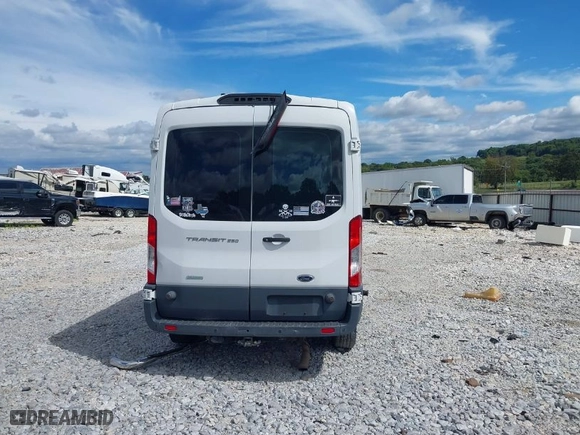 2018 Ford Transit Van with VIN 1FTYR2CG0JKA31607, listed as a IAAI auction lot 40187043 with 561,704 mi miles. Bid and sale history available at carsss.com. Image 20.