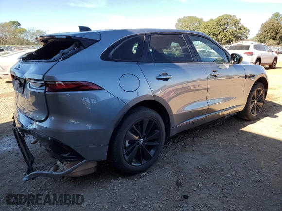 2024 Jaguar F-Pace R-Dynamic S z VIN SADCT2EX6RA724714, wystawiony jako Copart lot #80552264 z przebiegiem 29 727 mil mil oraz Szkoda całkowita • Salvage title. Historia ofert i sprzedaży dostępna na DreamBid. Obrazek 3.