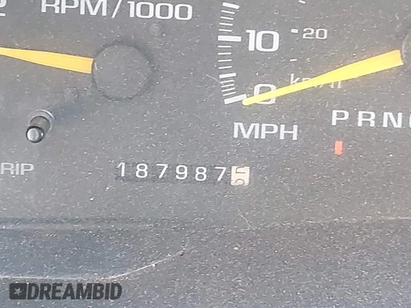 1998 Chevrolet Tahoe z VIN 1GNEK13R9WJ365044, wystawiony jako IAAI lot #42042506 z przebiegiem 187 987 mil mil oraz . Historia ofert i sprzedaży dostępna na DreamBid. Obrazek 12.