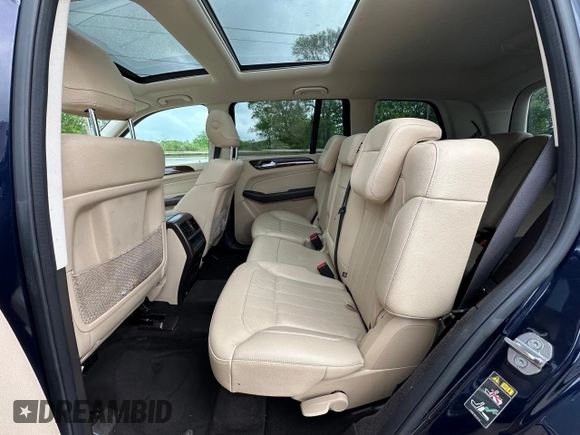 2019 Mercedes-Benz GLS 450 z VIN 4JGDF6EE6KB216140, wystawiony jako Copart lot #58236845 z przebiegiem 149 699 mil mil oraz Czysty tytuł • Clean title. Historia ofert i sprzedaży dostępna na DreamBid. Obrazek 13.