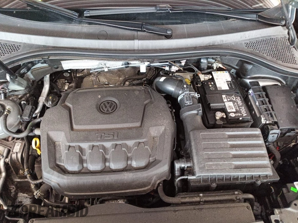 2024 Volkswagen Tiguan SE with VIN 3VV3B7AX8RM108454, listed as a IAAI auction lot 42793135 with 34,423 mi miles and . Bid and sale history available at DreamBid. Image 12.