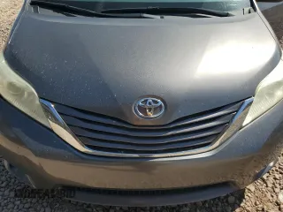 2017 Toyota Sienna LE Auto Access Seat with VIN 5TDKZ3DC0HS887015, listed as a Copart auction lot 52879705 with 114,939 mi miles and Salvage Title. Bid and sale history available at DreamBid. Image 12.
