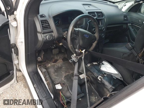 2016 Ford Utility Police Interceptor with VIN 1FM5K8AR1GGA62743, listed as a Copart auction lot 85338674 with 0 mi miles and Clean Title. Bid and sale history available at carsss.com. Image 8.