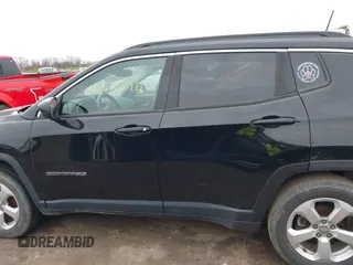 2017 Jeep Compass Latitude with VIN 3C4NJCBB0HT652764, listed as a IAAI auction lot 41963296 with 141,338 mi miles and . Bid and sale history available at DreamBid. Image 14.