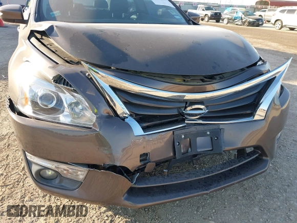 2013 Nissan Altima SV with VIN 1N4AL3AP3DN449874, listed as a IAAI auction lot 42003117 with 98,711 mi miles and . Bid and sale history available at carsss.com. Image 6.