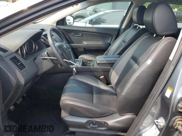 2011 Mazda CX-9 Touring z VIN JM3TB3CV4B0320562, wystawiony jako Copart lot #59121735 z przebiegiem 77 619 mil mil oraz Szkoda całkowita • Salvage title. Historia ofert i sprzedaży dostępna na DreamBid. Obrazek 7.