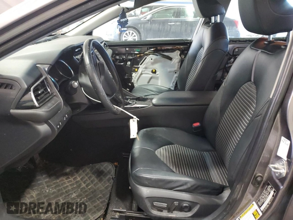 2019 Toyota Camry LE with VIN 4T1B11HK3KU686429, listed as a Copart auction lot 46330825 with 116,030 mi miles and Salvage Title. Bid and sale history available at carsss.com. Image 7.