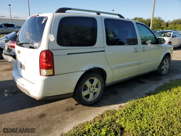 2007 Chevrolet Uplander LT w/3LT with VIN 1GNDV33197D157027, listed as a Copart auction lot 74392094 with 0 mi miles and Salvage Title. Bid and sale history available at carsss.com. Image 3.