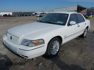 2009 Mercury Grand Marquis LS z VIN 2MEHM75V69X627304, wystawiony jako IAAI lot #41623041 z przebiegiem 137 970 mil mil oraz . Historia ofert i sprzedaży dostępna na DreamBid. Obrazek 2.