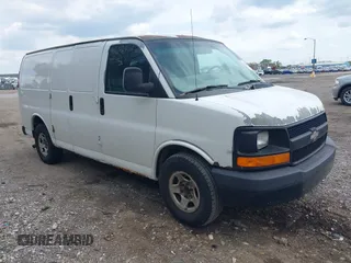 2005 Chevrolet Express Cargo with VIN 1GCFG15X951101878, listed as a IAAI auction lot 42218005 with 374,603 mi miles and . Bid and sale history available at DreamBid. Image 1.