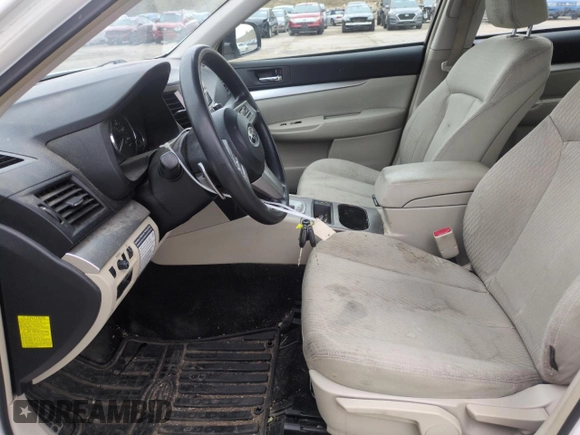 2011 Subaru Outback 2.5i z VIN 4S4BRCAC8B3443180, wystawiony jako Copart lot #54712355 z przebiegiem 160 567 mil mil oraz Tytuł czysty. Historia ofert i sprzedaży dostępna na DreamBid. Obrazek 7.