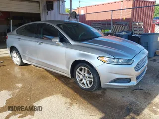 2013 Ford Fusion SE z VIN 3FA6P0HR3DR269355, wystawiony jako IAAI lot #42756900 z przebiegiem 198 813 mil mil oraz . Historia ofert i sprzedaży dostępna na DreamBid. Obrazek 1.
