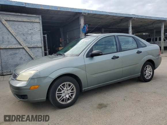 2006 Ford Focus S z VIN 1FAFP34N46W158513, wystawiony jako Copart lot #45229755 z przebiegiem 149 811 mil mil oraz Szkoda całkowita • Salvage title. Historia ofert i sprzedaży dostępna na DreamBid. Obrazek 1.