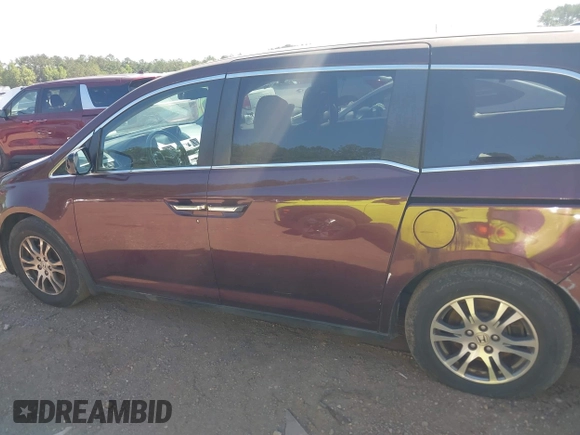 2013 Honda Odyssey EX-L с VIN 5FNRL5H63DB054842, выставлен на аукционе IAAI как лот 42338007 с пробегом 192 951 миль миль и . История ставок и продаж доступна на DreamBid. Изображение 13.