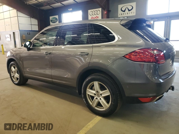 2012 Porsche Cayenne S с VIN WP1AB2A21CLA47534, выставлен на аукционе Copart как лот 53674765 с пробегом 186 417 миль миль и Чистый • Clean title. История ставок и продаж доступна на DreamBid. Изображение 2.