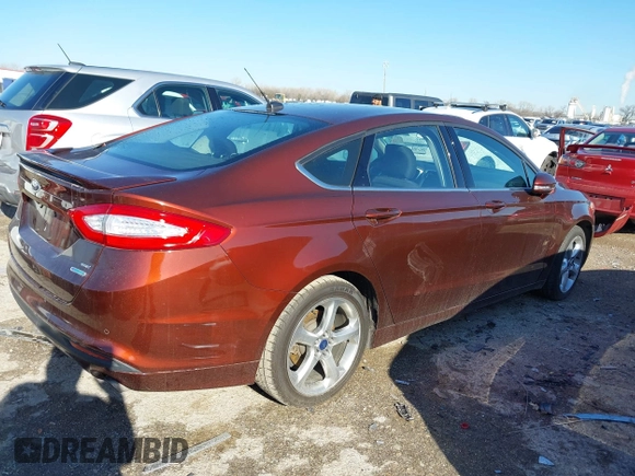 2015 Ford Fusion SE with VIN 3FA6P0HD8FR182977, listed as a IAAI auction lot 41758864 with 82,399 mi miles. Bid and sale history available at carsss.com. Image 4.