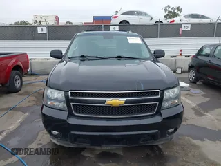 2012 Chevrolet Suburban LT with VIN 1GNSCJE08CR211338, listed as a IAAI auction lot 42504213 with 280,651 mi miles and . Bid and sale history available at DreamBid. Image 6.