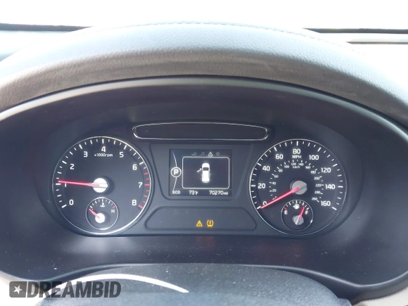 2017 Kia Sorento EX with VIN 5XYPH4A19HG325385, listed as a IAAI auction lot 42481705 with 70,270 mi miles and . Bid and sale history available at DreamBid. Image 7.