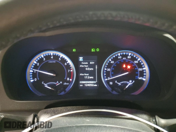 2018 Toyota Highlander SE with VIN 5TDJZRFHXJS542815, listed as a Copart auction lot 57304995 with 124,052 mi miles and Salvage title. Bid and sale history available at DreamBid. Image 9.